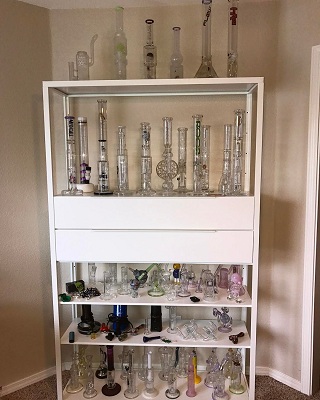 Haley Soarx's bong collection